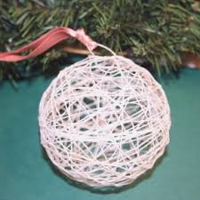 Felt, felting wool, fabric, yarn and other things can be used as a base for your creativity. Diy Christmas String Ornaments Balloonparty Ie Blog