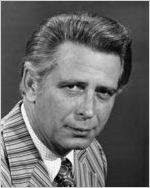 IN MY EARLY YEARS, BEFORE LARRY MUNSON, A VOICE CARRIED ME TO FARAWAY  FOOTBALL FIELDS WITH THE GEORGIA BULLDOGS. ED THILENIUS WAS MY GUIDE TO  FOOTBALL BACK IN THE 1950'S !! GREAT