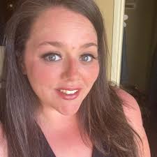 Who can pet sit in Windham, Maine?