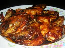 Buat kamu yang memiliki udang, namun bingung harus diolah seperti apa? Resepi Udang Masak Sos Tomato