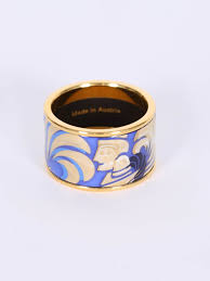 Maybe you would like to learn more about one of these? Frey Wille Diva Magic Sphinx Ring Royal Blue 53 Luxury Bags