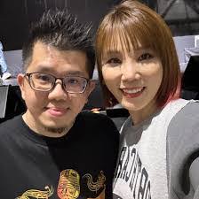 Janice Tew's Instagram, Twitter & Facebook