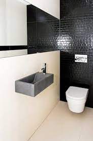 25 Small Bathroom Design And Remodeling Ideas Maximizing Small Spaces Small Bathroom Decor Bathroom Wall Tile Design Simple Bathroom Remodel