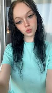 Can anyone help me with a very small tweet please???