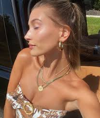 Portal Baldwin Br On Twitter Hailey Baldwin Pink Eyeliner Hailey Baldwin Style