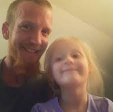 Leslie Alsup's Instagram, Twitter & Facebook