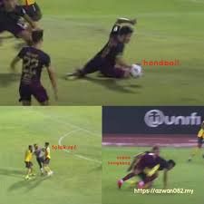 Sepak bola berasal dari dua kata yaitu 'sepak' dan 'bola'. Nak Main Bola Ke Nak Gaduh Keputusan Perlawanan Ke 8 Liga Super 2021