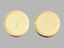 They are yellow and round,have the letter r,then number 34 under the r. Clonazepam Pill Images Pill Identifier Drugs Com