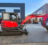 China Manufacturer of 3.5 Ton Small Tracked Excavator With ...