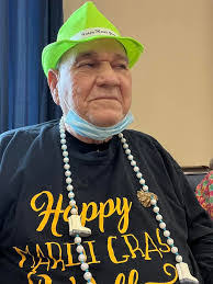 Ashley Gros's Instagram, Twitter & Facebook