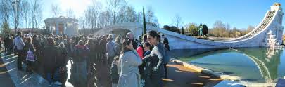 Feter Halloween Dans Un Parc D Attraction Ou A La Maison La Bougeotte En Famille