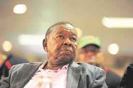 Blade nzimande wrote rebelion tricontinental / tricontinental rebellion: Higher Education Department Not In A Financial Position To Clear Student Debt Blade Nzimande News24
