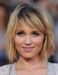 Dianna Agron Short Haircut Popular Haircuts Square Face Hairstyles Short Shag Haircuts Short Shag Hairstyles
