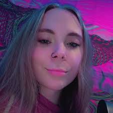 Meagan Potter's Instagram, Twitter & Facebook