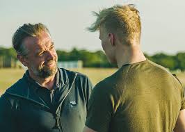 Find fifteen ordinary citizens who think they are mentally and physically strong enough to handle one of the toughest a unique experiment in which the utmost is demanded. Nederland Loopt Storm Voor Survivalprogramma S En Zendt Kamp Waes Uit