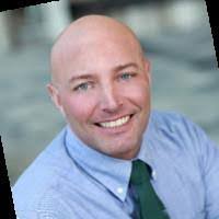 Warren Mclean's Instagram, Twitter & Facebook