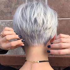 Melissa Kurze Frisuren 4 Frisuren Kurze Melissa Coiffure Courte Visage Rond Cheveux Courts Idees Cheveux Courts