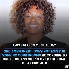 Carrie Ogle's Instagram, Twitter & Facebook