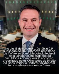 Amanda Schramm, da loja Priamah, esbanjou simpatia e elegância enquanto  curtia intensamente a 16ª Festa do Champagne, no dia 20 de março. Uma  presença marcante em uma noite inesquecível! #colunadomoa