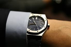 Swiss company audemars piguet creates luxury mechanical watches and clocks. How To Spot A Fake Audemars Piguet Watch The Loupe Truefacet