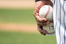 A nice short account of something interesting and humorous related presented here are short stories from players, fans, reporters, and other people telling a true account. 10 Favorite Baseball Stories Featuring Members Of Churches Of Christ The Christian Chronicle