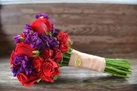 Buy wedding pink rose bouquet and get the best deals at the lowest prices on ebay! Watson House Emerald Isle Nc Crystal Coast Real Wedding Purple Wedding Purple Wedding Theme Red Rose Bridal Bouquet