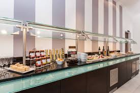 Am hotel stehen 200 kostenfreie parkplätze zur verfügung. Star Inn Hotel Premium Munchen Domagkstrasse By Quality Munich Germany Compare Deals