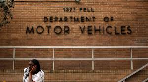 Así luce la renovada el <strong>Departamento de Vehículos Motorizados (DMV</strong>) | Foto: CNN  