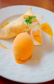 ココスのマンゴークレープ クレープケーキ 食べ物のアイデア クレープ