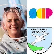 Huge congratulations to Heather Emslie and Meghan Know, third-year Fashion  & Textiles students at Gray's School of Art, who were recognised at the  Weaver Incorporation Career Enhancement Awards. 👏🏆 ▶️ Heather's project "