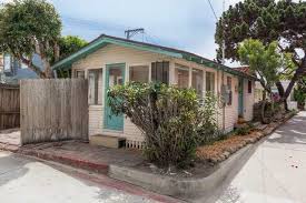 Tiny House Small Beach Shack In San Diego