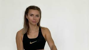 Белорусская легкоатлетка кристина тимановская, которую представители официальной делегации на олимпиаде пытались насильно вывезти из токио в белоруссию, заявила, что. E29caxsmotrwom