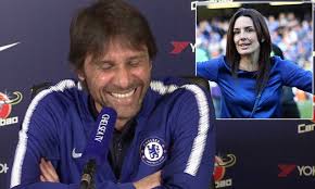 Antonio conte is married to elisabetta muscarello. Antonio Conte S Press Conference Interrupted By Phone Call From His Wife Daily Mail Online