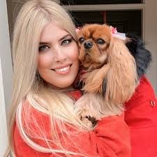 Heather Alderson's Instagram, Twitter & Facebook