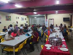 Dengan kemajuan yang sangat pesat membuat kuala lumpur menjadi salah satu destinasi wisata ternyata, kuala lumpur bukan hanya menara kembar petronas, karena masih ada banyak sekali tempat wisata di kuala lumpur yang menarik. Csr Sumbang Rm30 000 Kepada Pusat Transit Gelandangan Kuala Lumpur Malaysia Aktif
