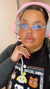 Jasmine Smiley (@jasminelilysmiley) • Threads, Say more