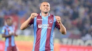 Açıklamada, burak yılmaz'ın sözleşmesi ile ilgili detaylara da yer verildi. January Transfers Trabzonspor Striker Burak Yilmaz Completes Controversial Besiktas Switch Goal Com