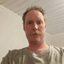 Behöver ha sån ”bred last”-skylt på röven