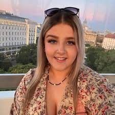 Sandra Malone (@SandraMalone714)