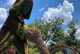 Check spelling or type a new query. Atlanta Botanical Garden Debuts Alice In Wonderland Themed Exhibit