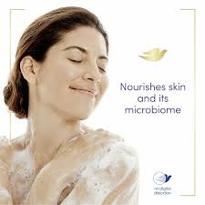 Dove Purifying Detox Green Clay Body Wash for Women, Gentle & Long Lasting,  20 fl oz