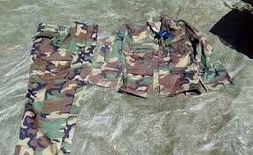 Accesorios elaborados por la fave sedena para los diversos uniformes. Delincuentes Usan Uniformes Clonados De La Sedena En Tamaulipas