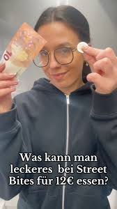 Wir stehen mit unserem Food Trailer ,,Street Bites,, 🍔Dienstags und  Freitags 10-18 Uhr 👉🏼Kettwigerstr 42 45127 Essen #essen #essencity  #burger #pommes #hotdogs #deutschland #foodlover #foodtruck