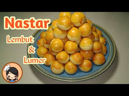 Kue putri salju biasa dikenal sebagai hidangan kue kering yang cenderung manis. Resep Kue Nastar Kinclong Lembut Lumer Youtube