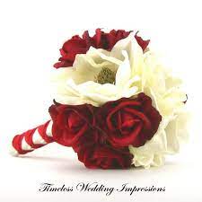 Some brides prefer to decorate their wedding cake with real flowers. Pin By Jared Scott On Flowers Red Rose Bouquet White Rose Wedding Bouquet White Wedding Bouquets