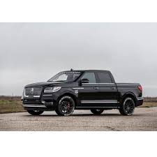Experience the 2021 lincoln navigator, the large luxury suv designed and crafted with the comfort of the driver and passenger in mind. 2021 Lincoln Blackwood Imagined As 600 Hp Navigator Based Luxury Pickup Autoevolution