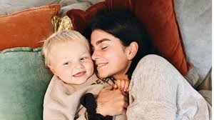 Andre hazes live met band. Little Son Roxeanne Hazes Obsessed With Grandpa Andre World Today News