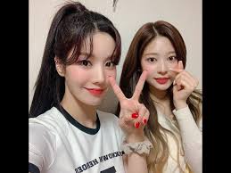 Peekaboo🙈💕 with MinBi (민비)