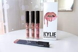 Maybe you would like to learn more about one of these? Kylie Cosmetics Revue Et Swatch Des Lip Kit Tendance Clemence