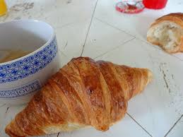 Croissants Une Recette Pas A Pas En Images Les Secrets Pour Reussir Facilement Vos Croissants Maison Recette Croissants Maison Recette Croissant